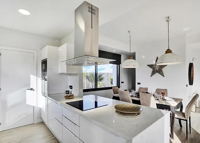 Del Roque, Heated Pool & Luxury In El * Roque