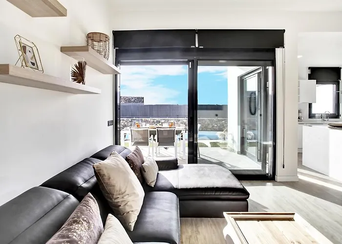 Del Roque, Heated Pool & Luxury In El