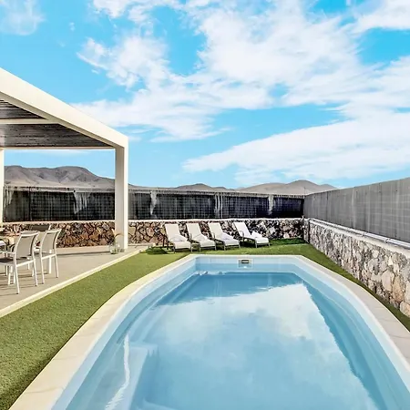 Del Roque, Heated Pool & Luxury In El וילה *