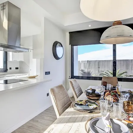 Del Roque, Heated Pool & Luxury In El * Roque