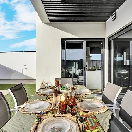 Del Roque, Heated Pool & Luxury In El Roque