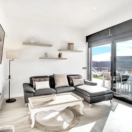 Del Roque, Heated Pool & Luxury In El