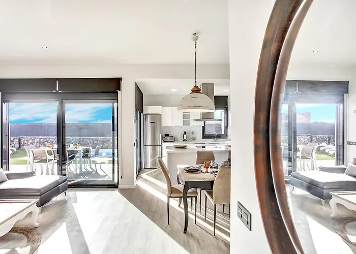 Del Roque, Heated Pool & Luxury In El * Roque