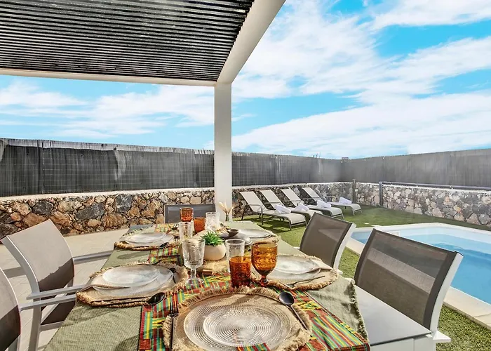 Del Roque, Heated Pool & Luxury In El